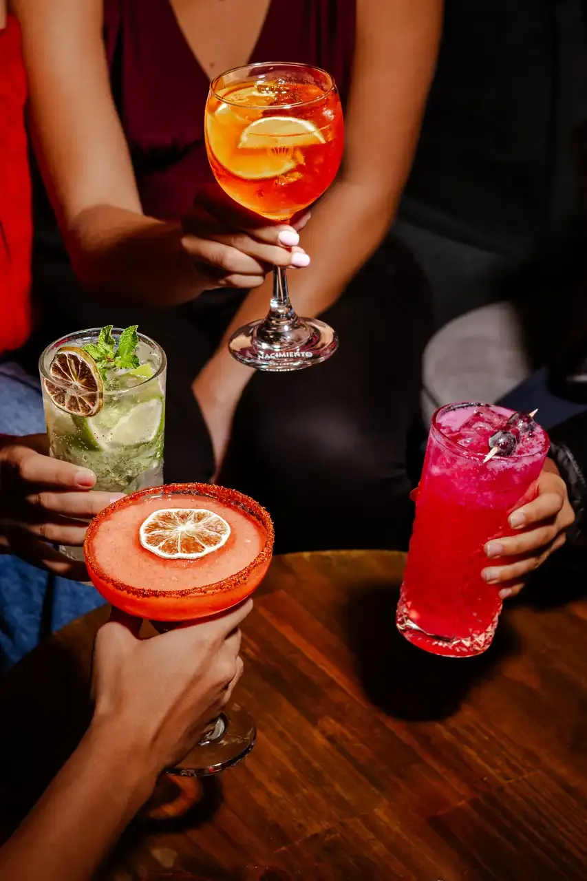 Gastronomía y bebidas de La Industria Bolera