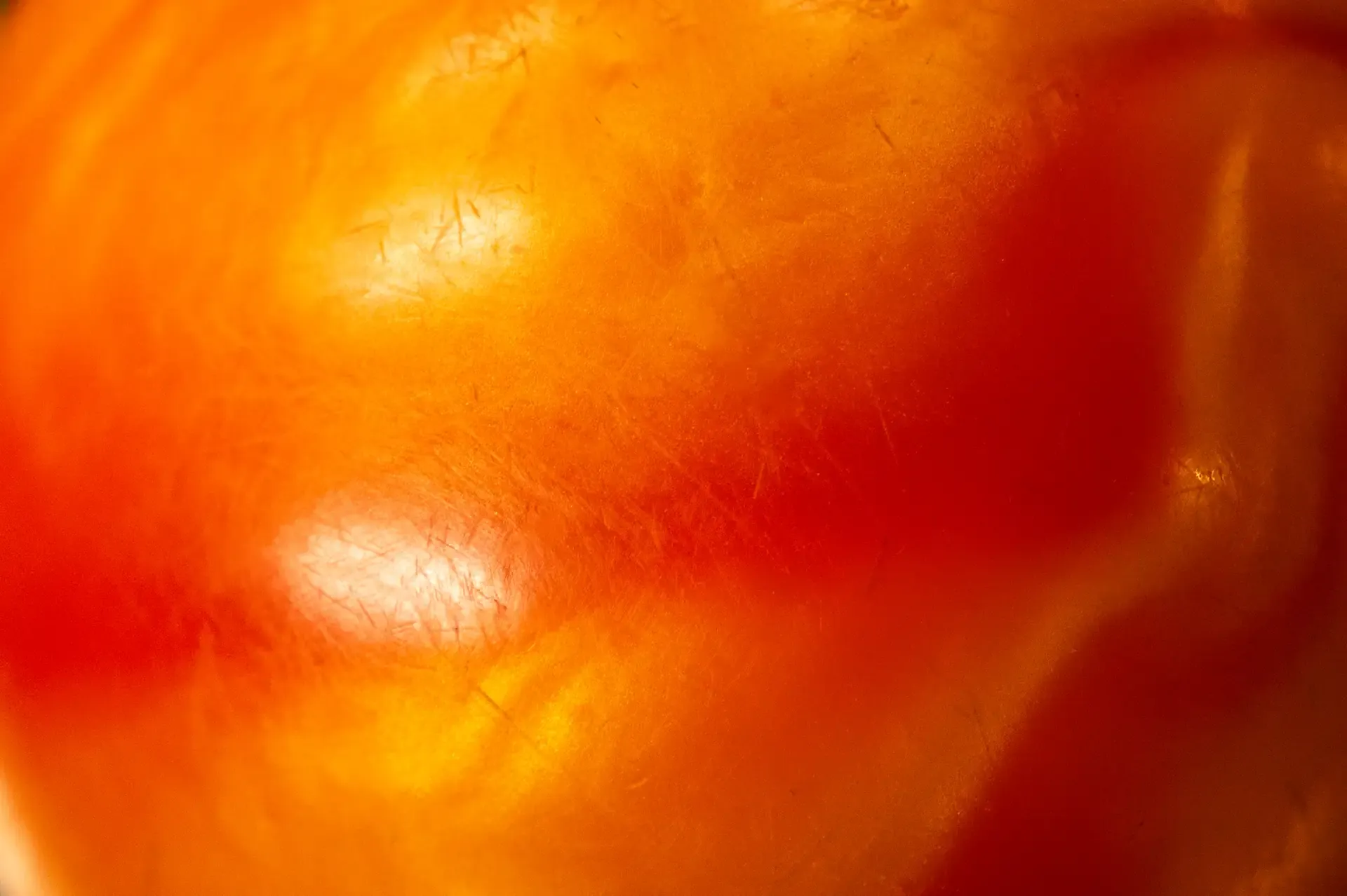 Detalle de la superficie naranja de una bola.